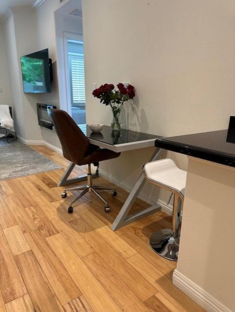 Irvine Gem Luxury Condo Near Irvine Business & Uci Hospital Esterno foto